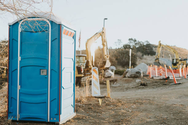 Best Porta potty rental near me  in Fairview, CA