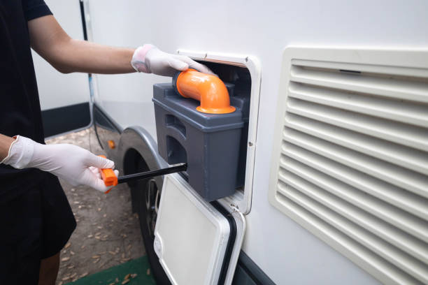 Best Portable toilet rental cost  in Fairview, CA